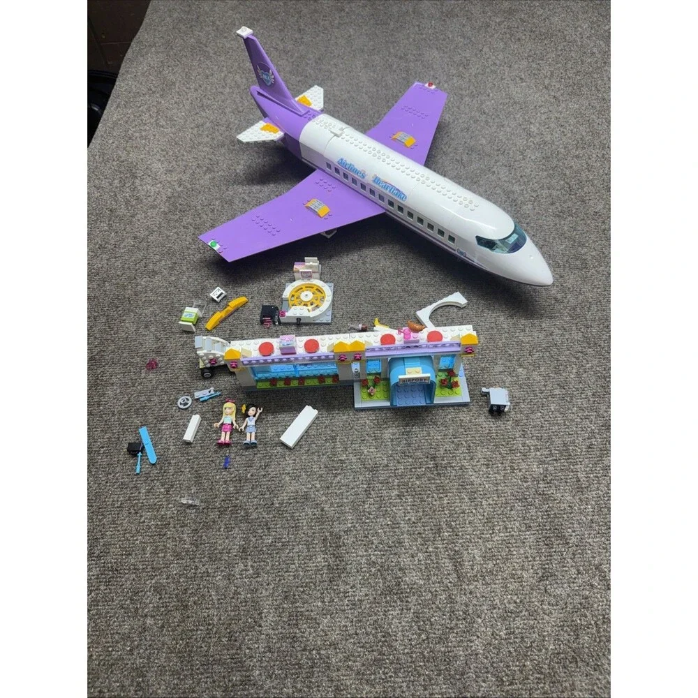LEGO Friends Heartlake City Airport (41109)